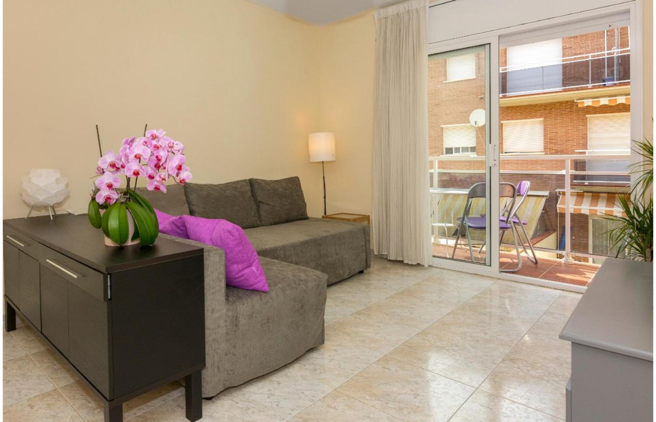Homeholidaysrentals Salvador Pineda de Mar Exterior photo