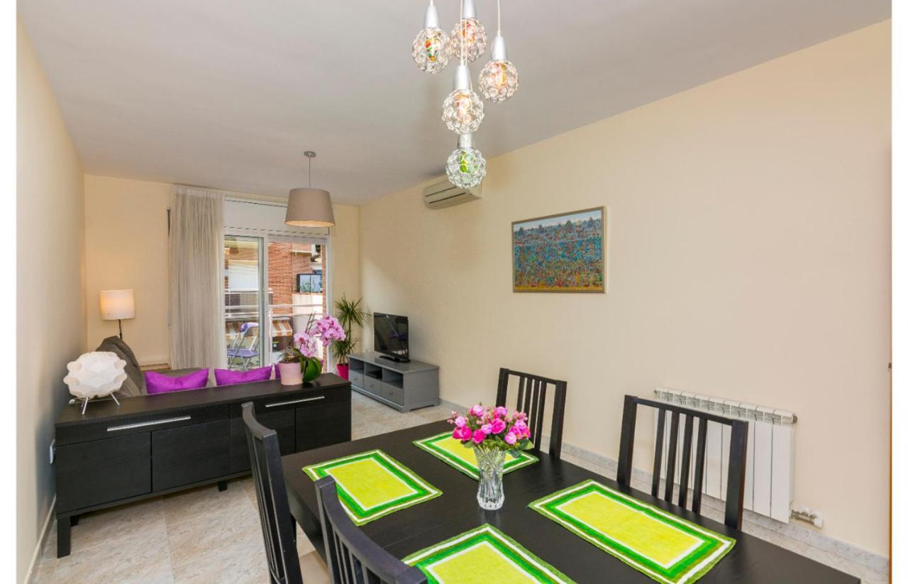 Homeholidaysrentals Salvador Pineda de Mar Exterior photo