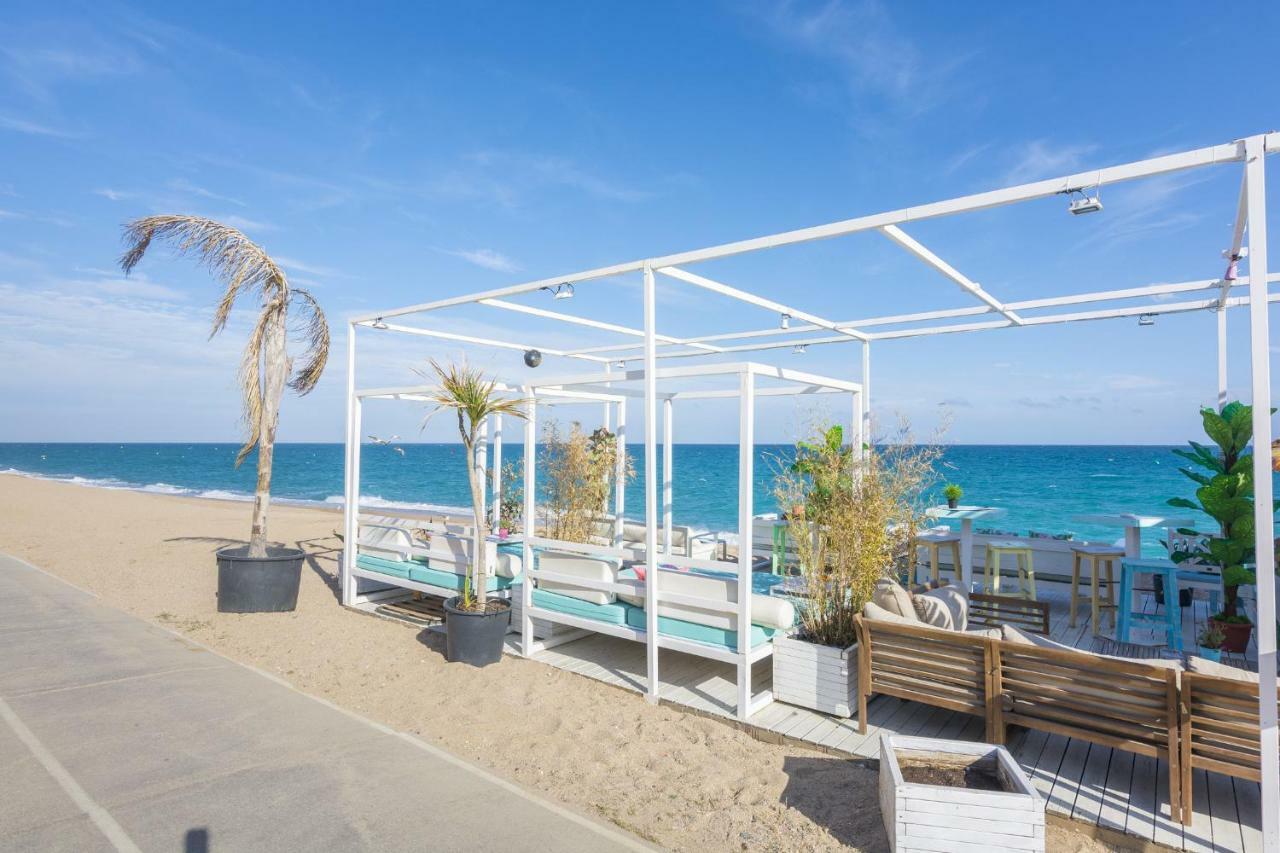 Homeholidaysrentals Salvador Pineda de Mar Exterior photo