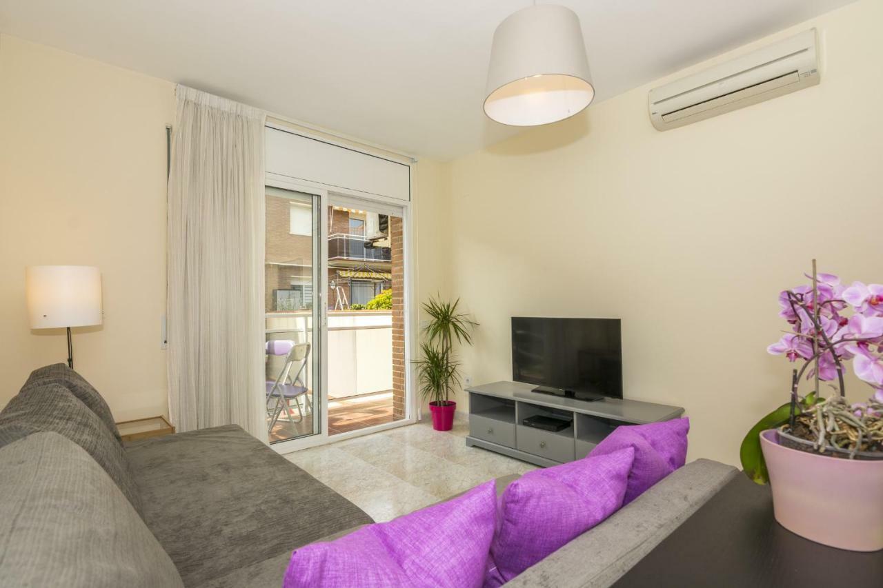 Homeholidaysrentals Salvador Pineda de Mar Exterior photo