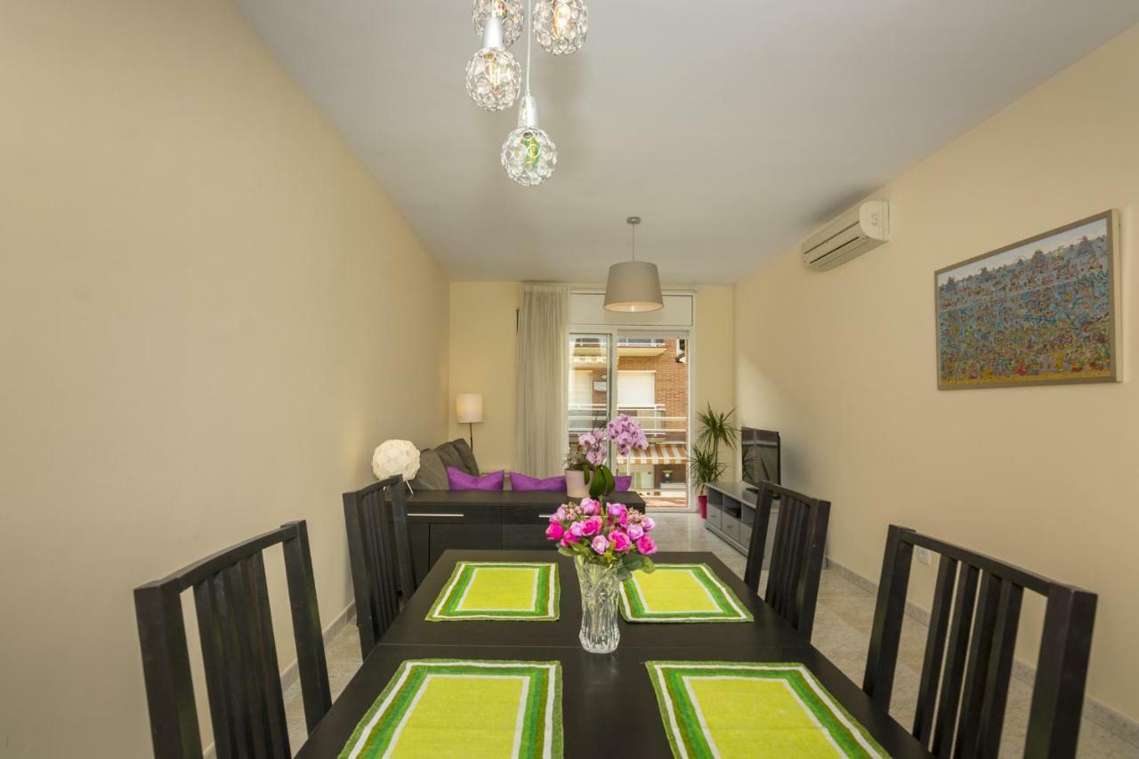 Homeholidaysrentals Salvador Pineda de Mar Exterior photo